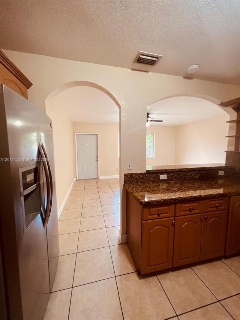 2272 NW 66th St , Miami, FL 33147 Photo