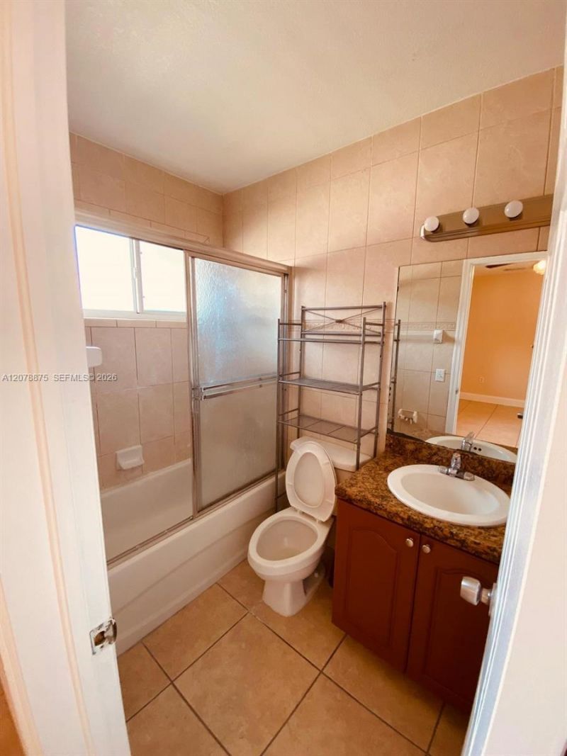 2272 NW 66th St , Miami, FL 33147 Photo