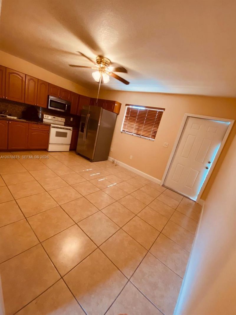 2272 NW 66th St , Miami, FL 33147 Photo