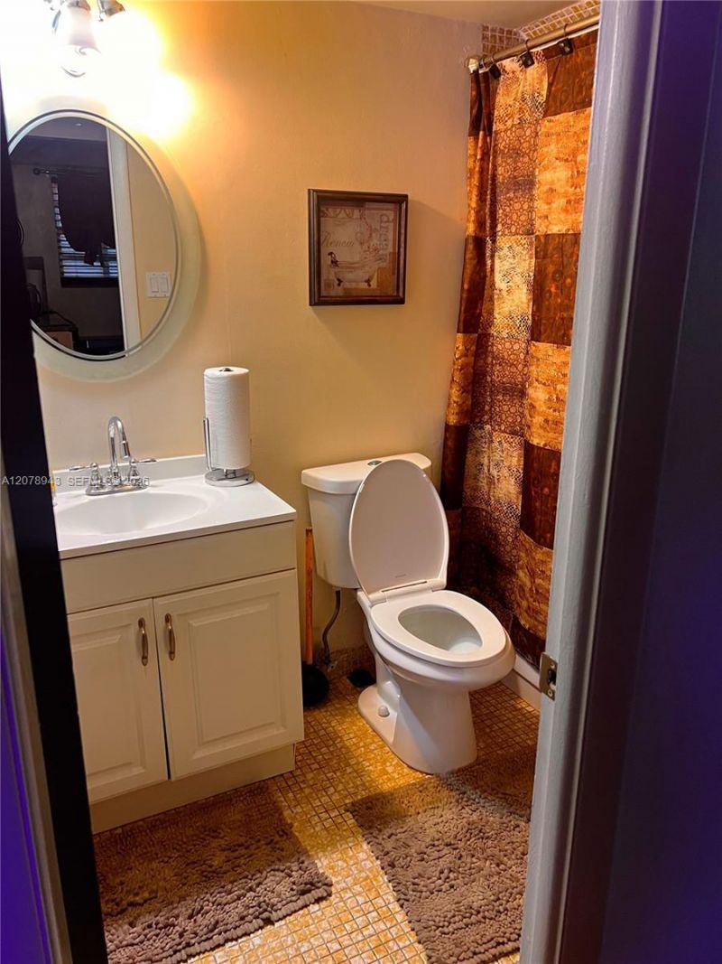 Please Call For Address, Unit 13-D, Miami, FL 33161 Photo