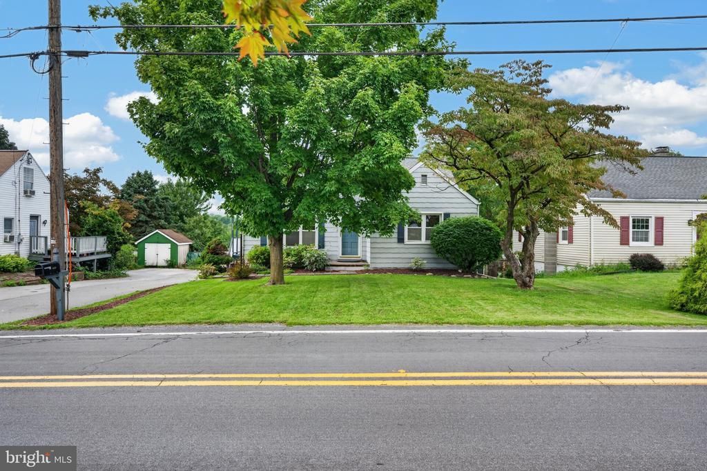 2572 Sheaffer Road, Elizabethtown, PA 17022 Main Photo