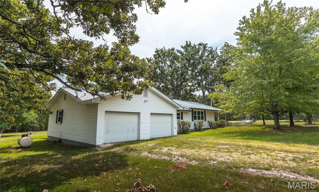 15328 Cliff Road, Dixon, MO 65459 Main Photo