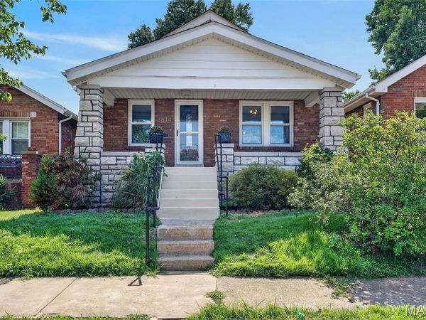 3814 Burgen Avenue , St Louis, MO 63116