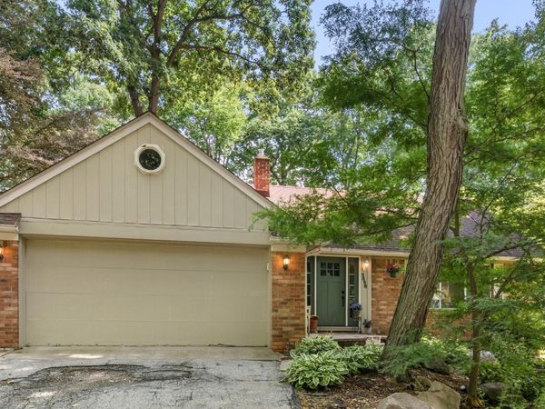 5898 Hummingbird Lane, Clarkston, MI 48346