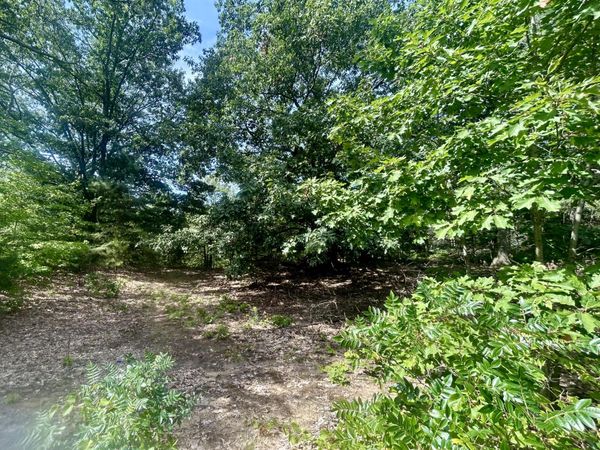 148th Avenue, Holland, MI 49424