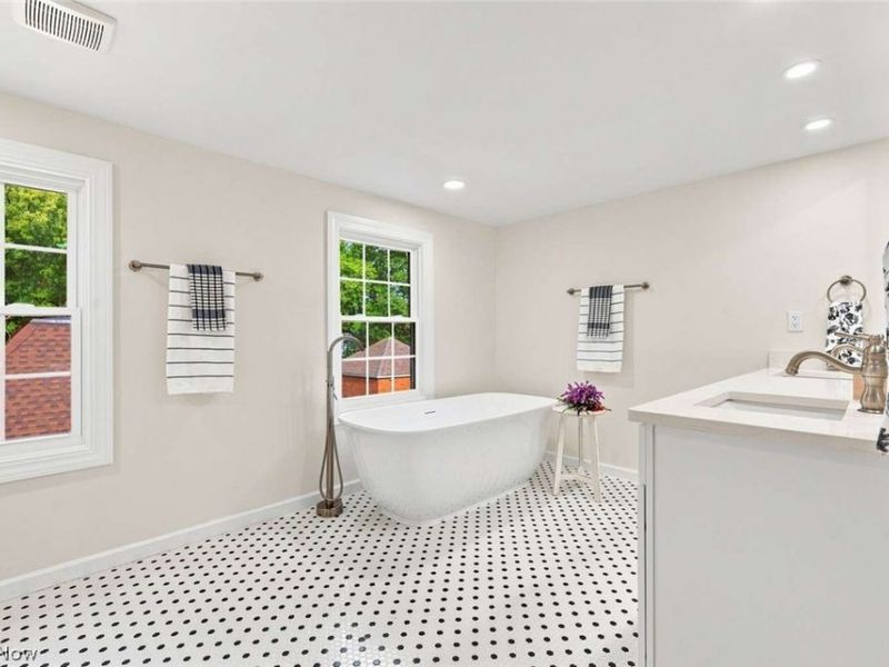 2606 Edgerton Road, University Heights, OH 44118 Photo 25