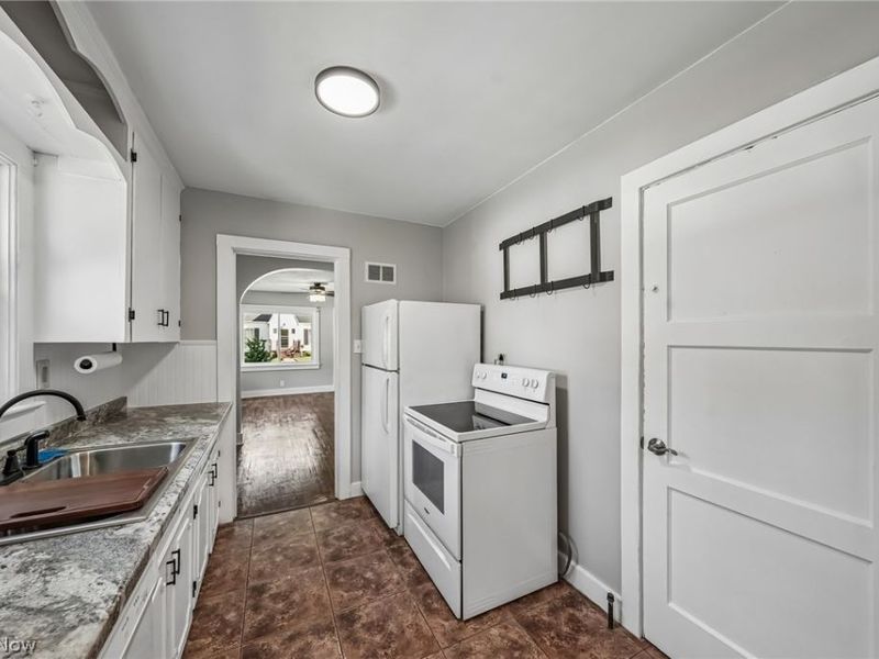 139 Simcox Street, Wadsworth, OH 44281 Photo 5