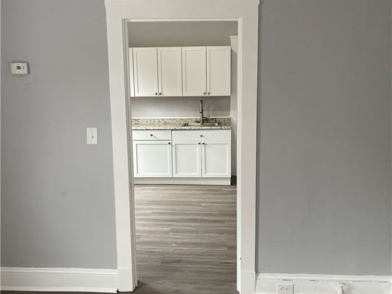 1386 E 43, Cleveland, OH 44103 Photo 10