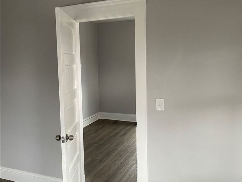 1386 E 43, Cleveland, OH 44103 Photo 16