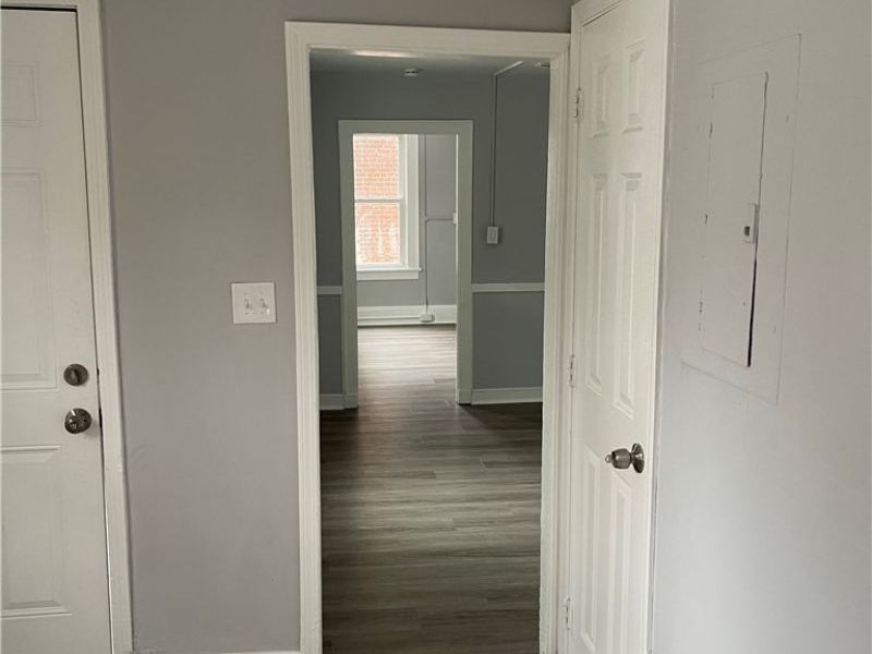 1386 E 43, Cleveland, OH 44103 Photo 20