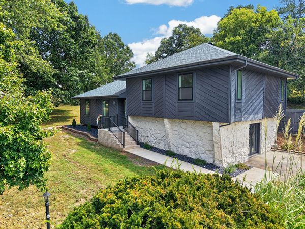 3144 W Heritage Drive , Ozark, MO 65721