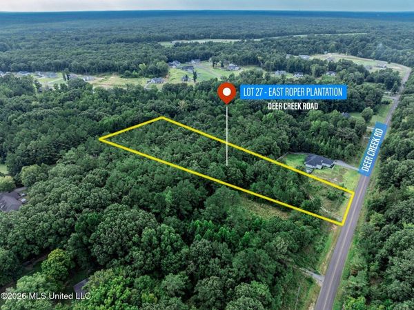 E Deer Creek Road, Byhalia, MS 38611