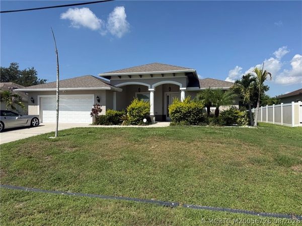 4262 SW Ragen Street , Port St Lucie, FL 34953