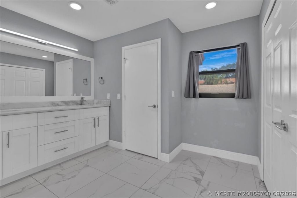 3535 SE Sandpiper Circle, Port Saint Lucie, FL 34952 Photo