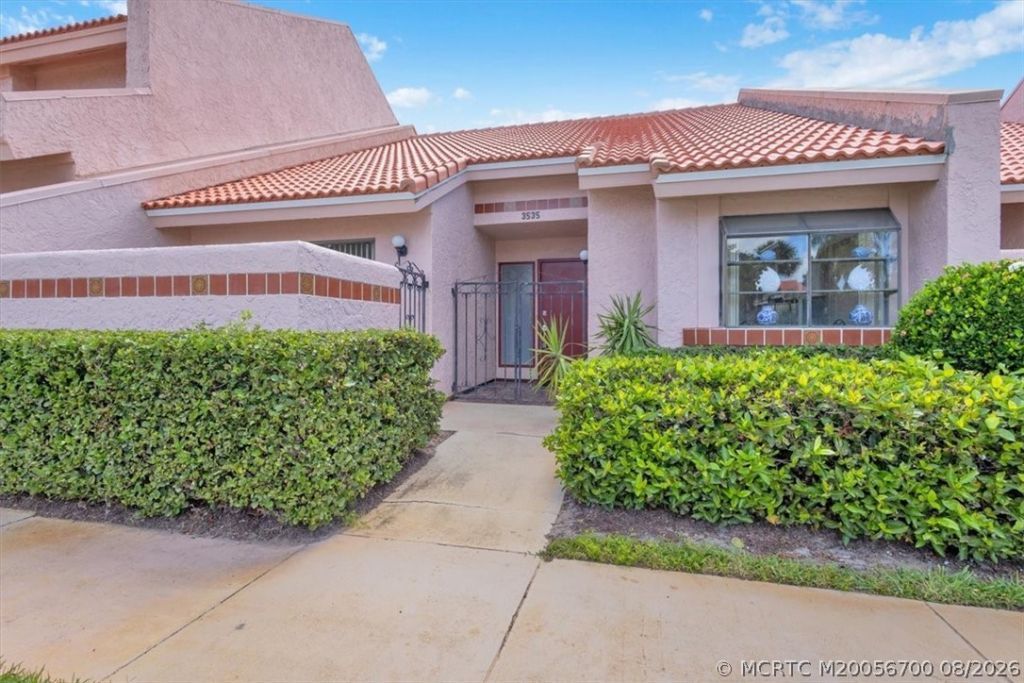 3535 SE Sandpiper Circle, Port Saint Lucie, FL 34952 Photo