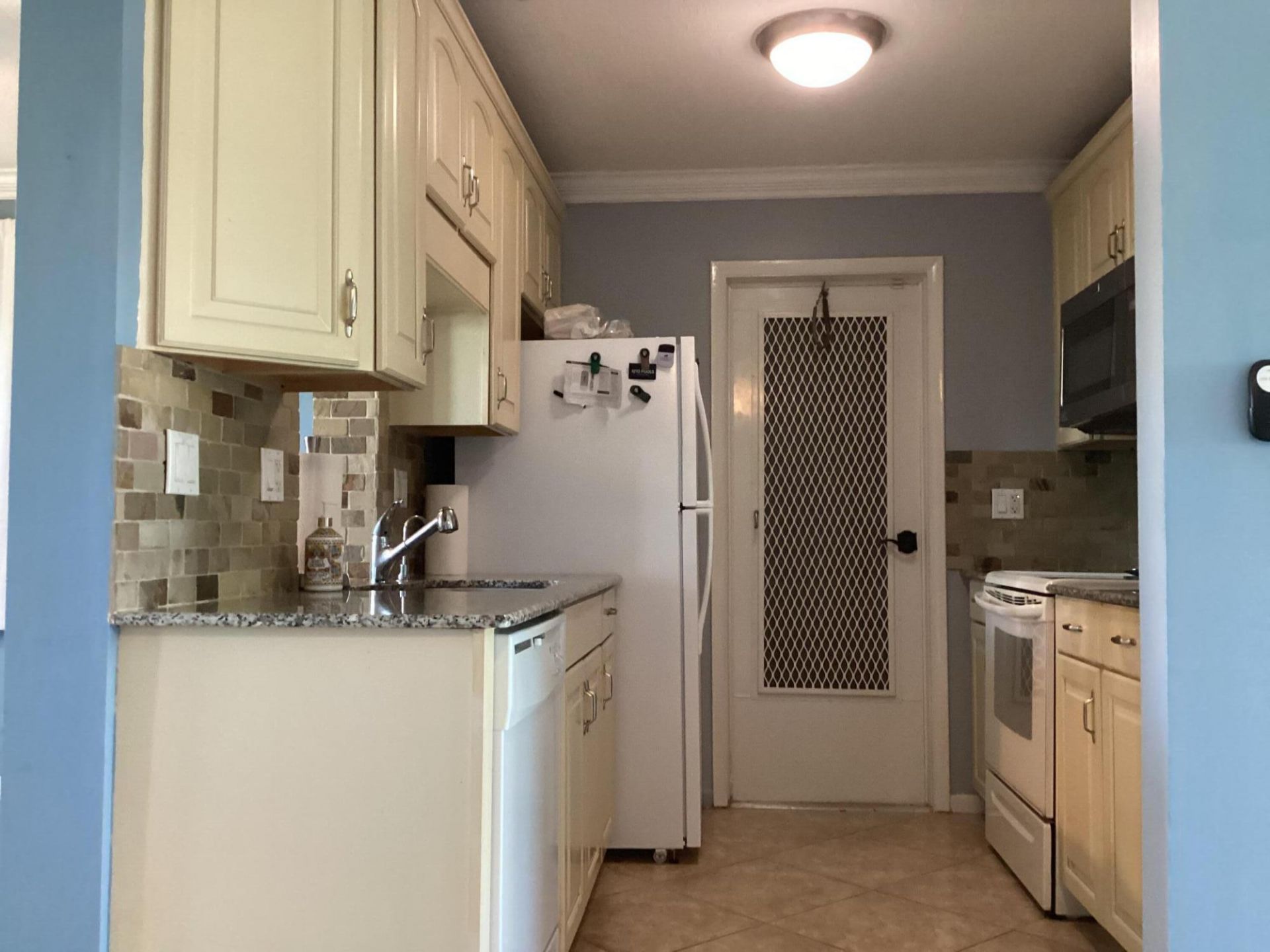 606 SW 15th Street, Boynton Beach, FL 33426 Photo