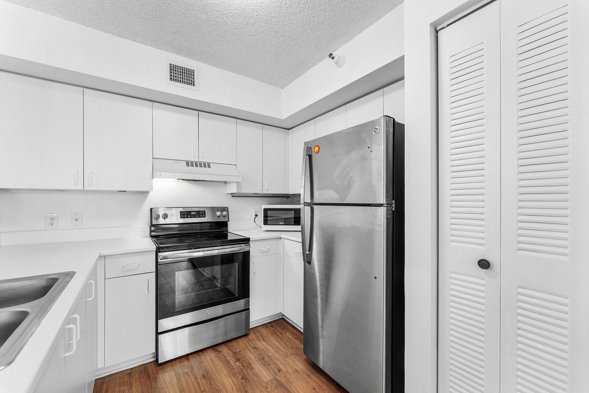 167 Yacht Club Way, Unit 205, Hypoluxo, FL 33462 Photo