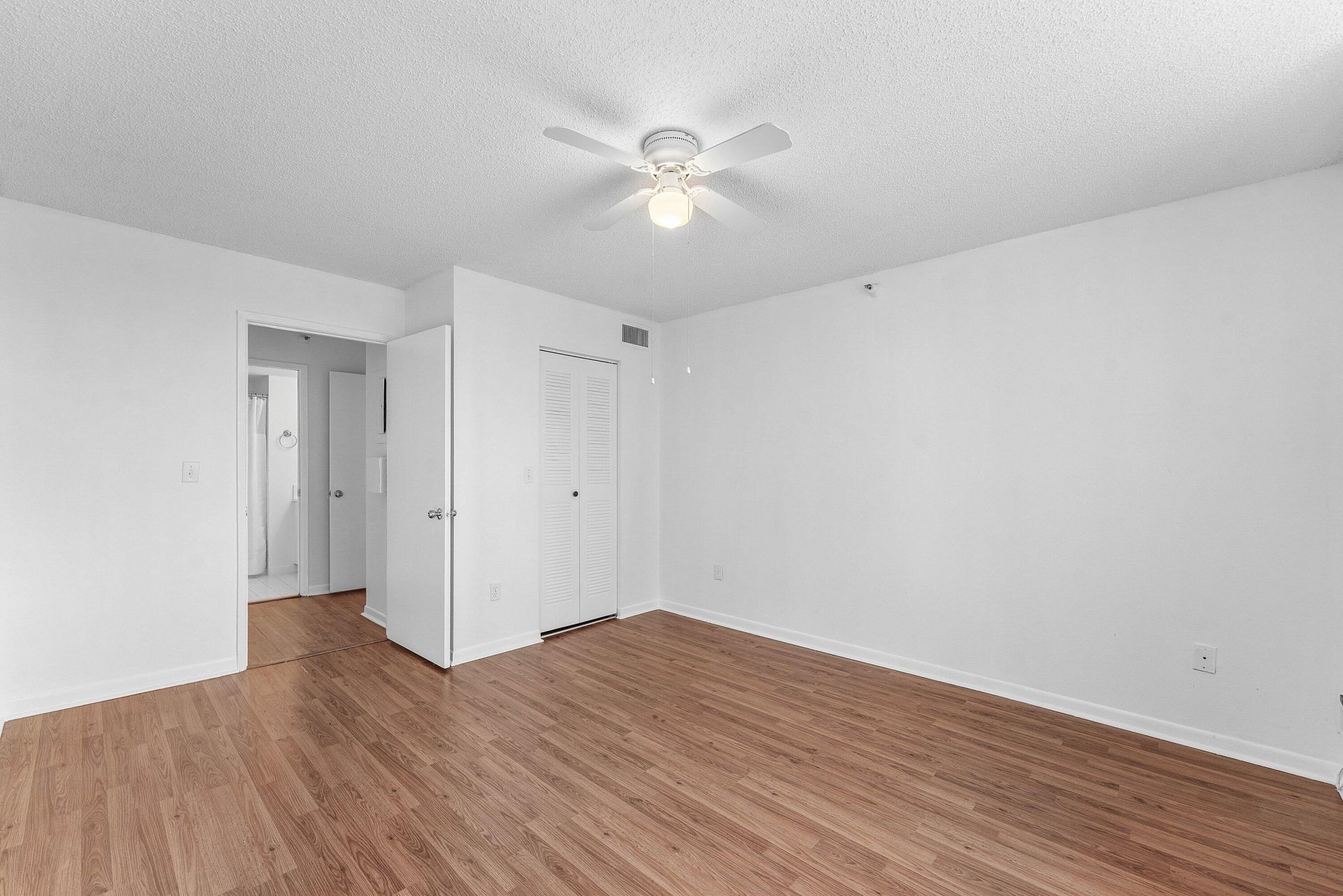 167 Yacht Club Way, Unit 205, Hypoluxo, FL 33462 Photo