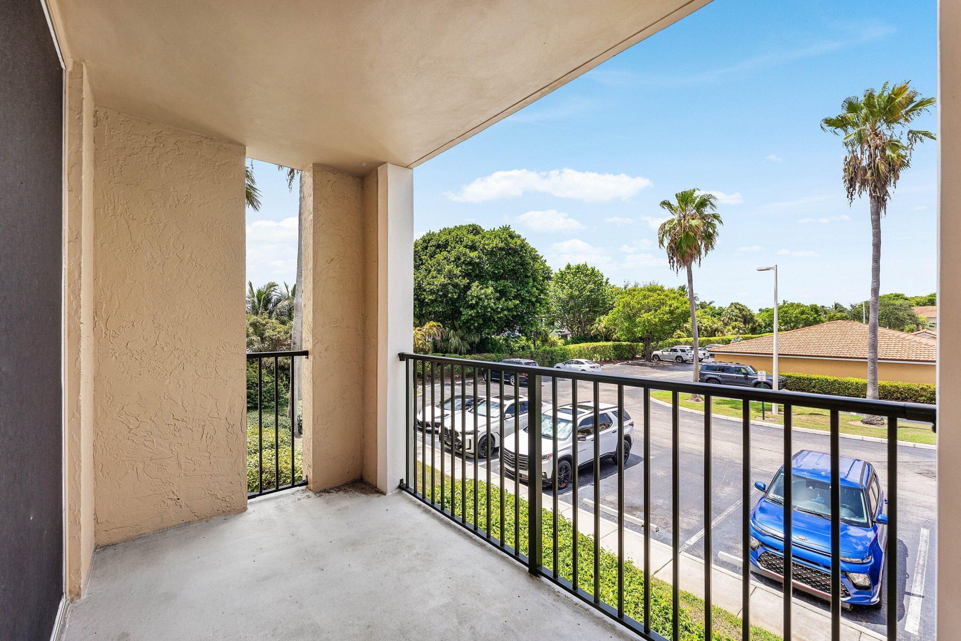 167 Yacht Club Way, Unit 205, Hypoluxo, FL 33462 Photo
