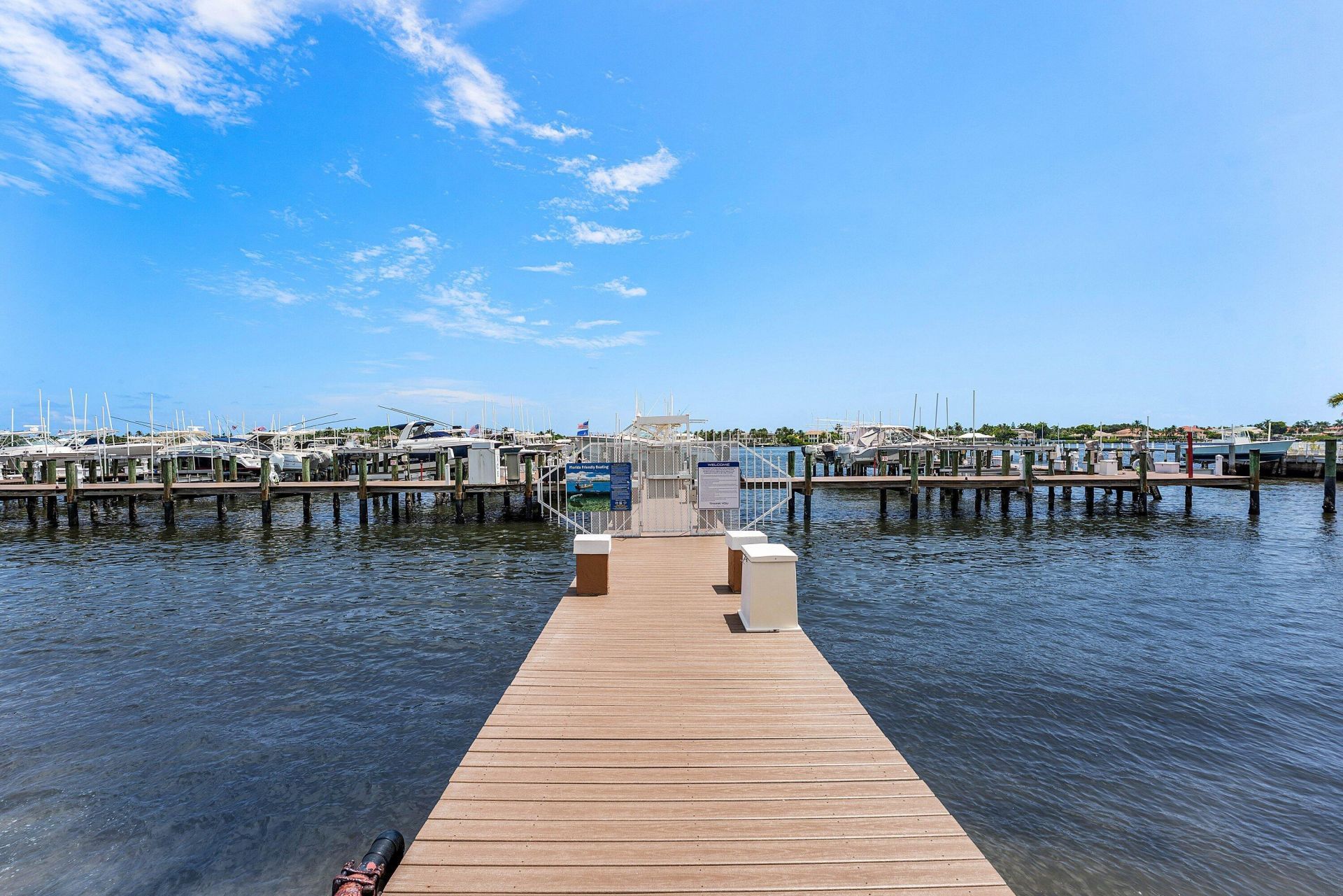 167 Yacht Club Way, Unit 205, Hypoluxo, FL 33462 Photo