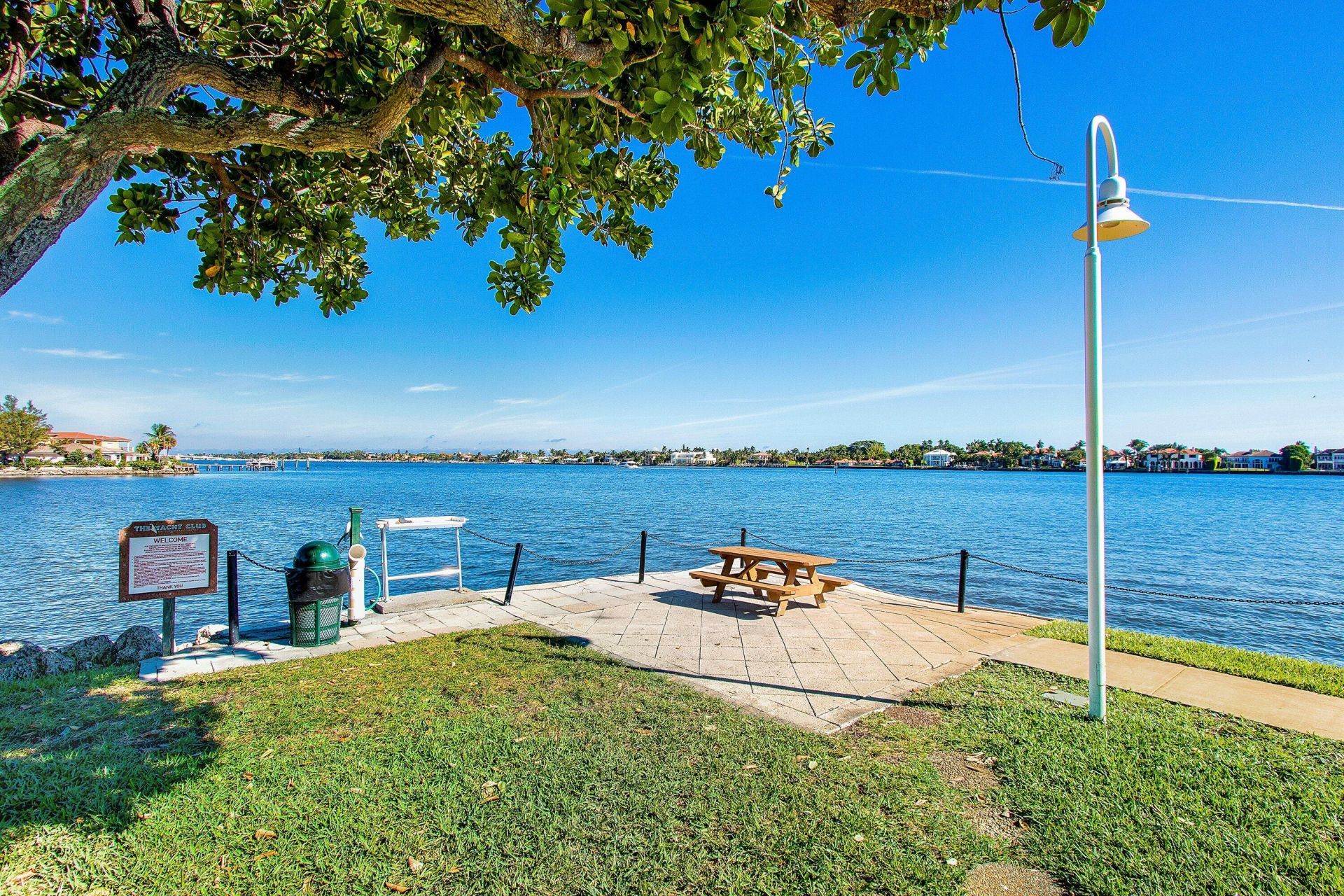167 Yacht Club Way, Unit 205, Hypoluxo, FL 33462 Photo