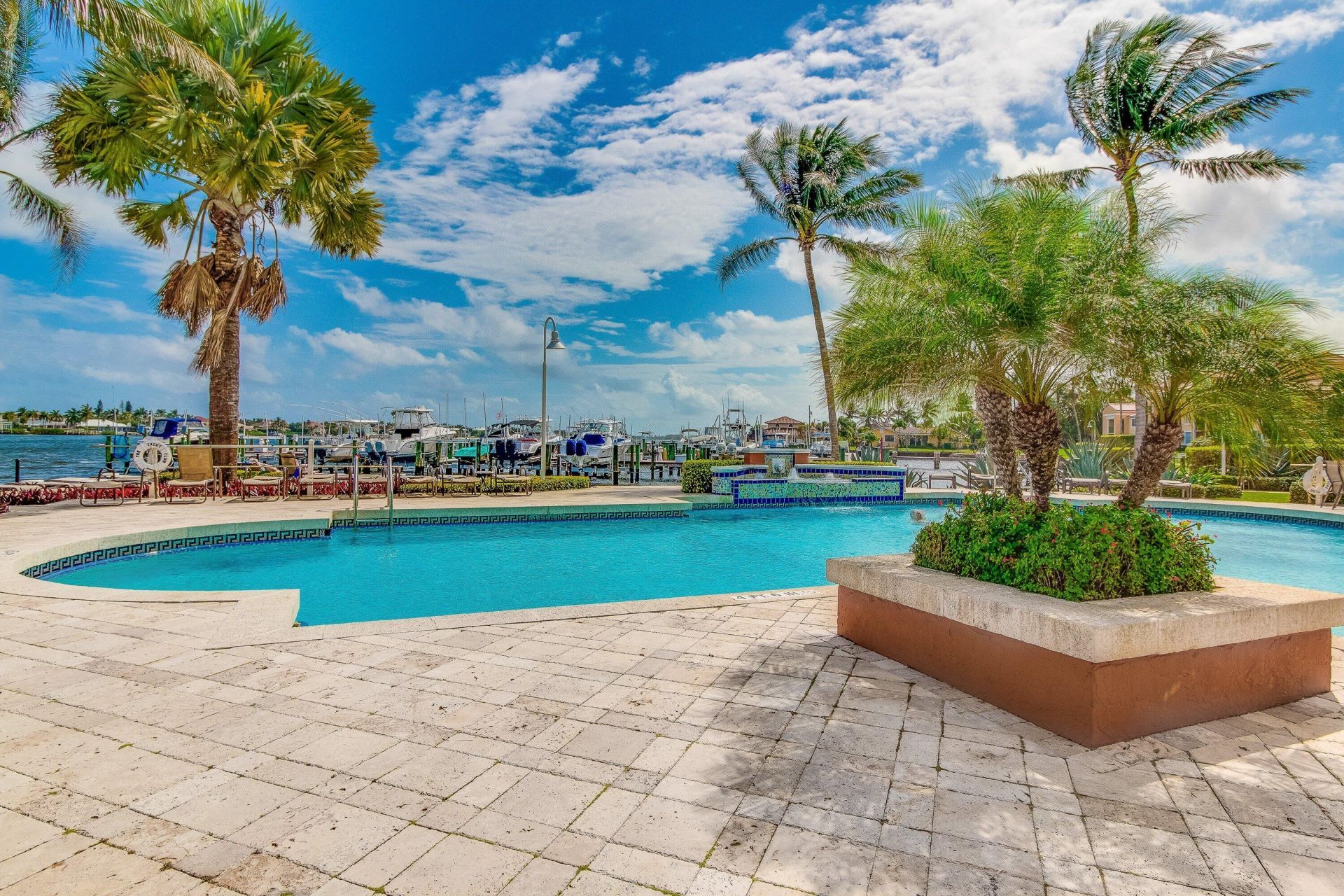 167 Yacht Club Way, Unit 205, Hypoluxo, FL 33462 Photo