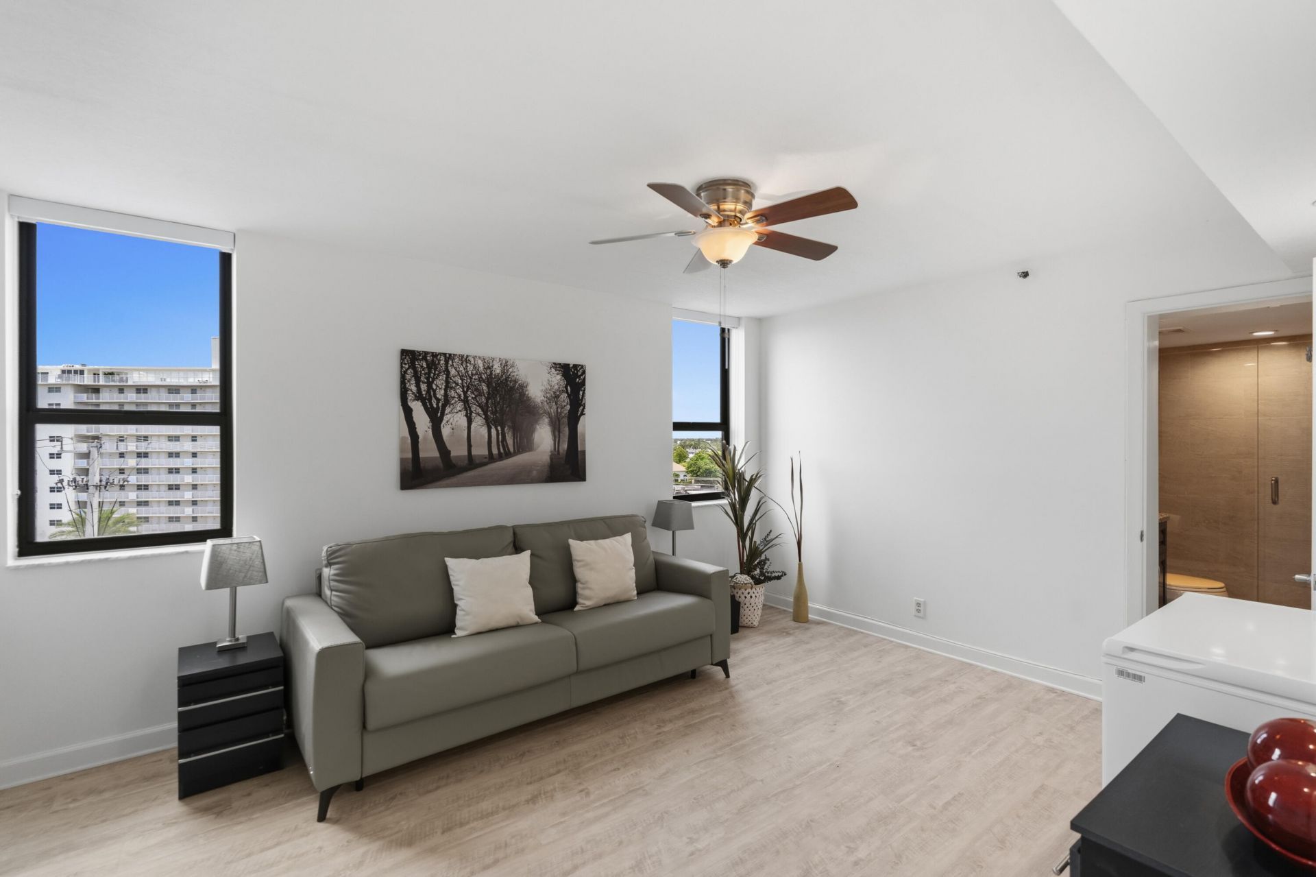 1167 Hillsboro Mile, Unit 509, Hillsboro Beach, FL 33062 Photo