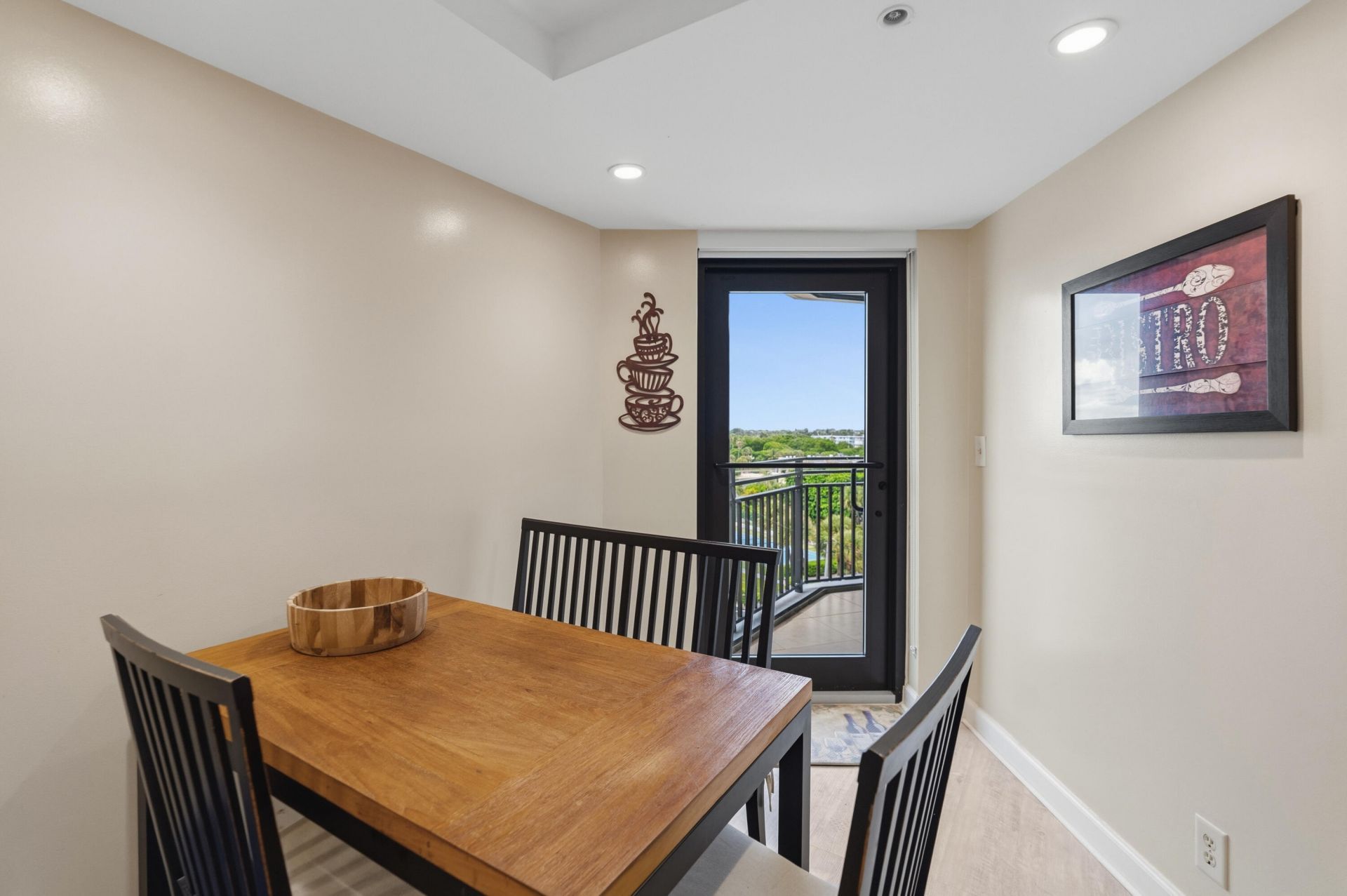1167 Hillsboro Mile, Unit 509, Hillsboro Beach, FL 33062 Photo