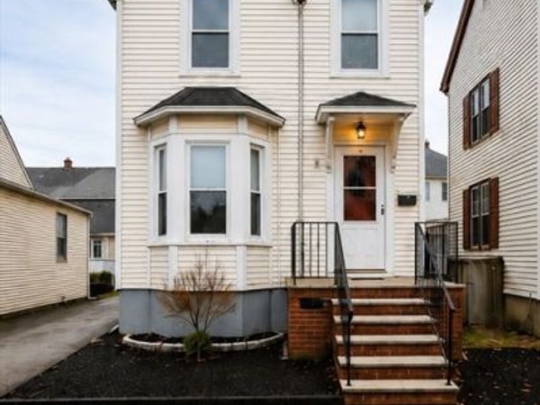 28 Everett St, Woburn, MA 01801