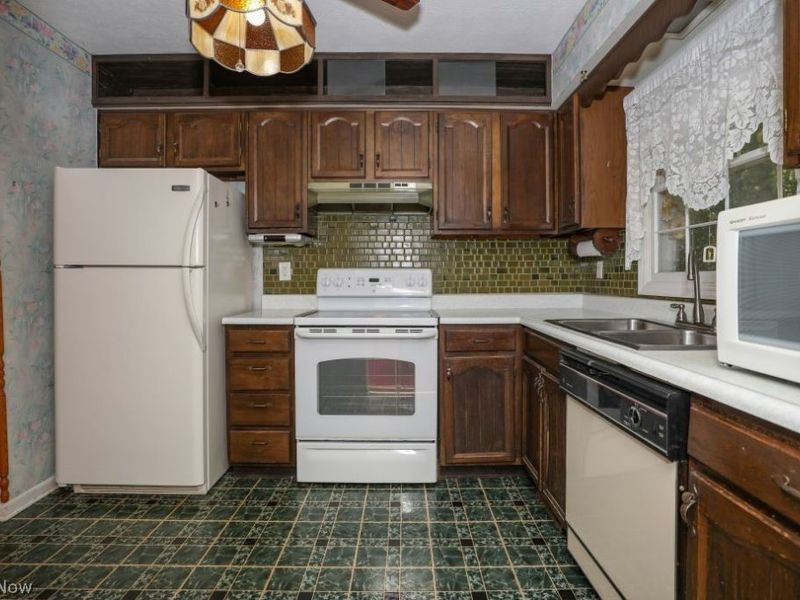 543 Brush Road, Ravenna, OH 44266 Photo 18