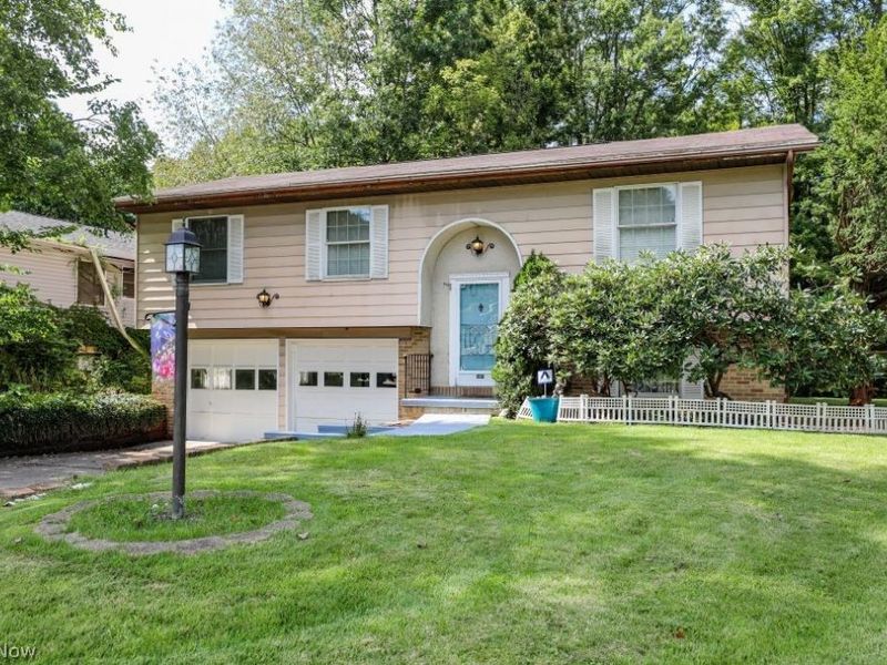 543 Brush Road, Ravenna, OH 44266 Photo 5
