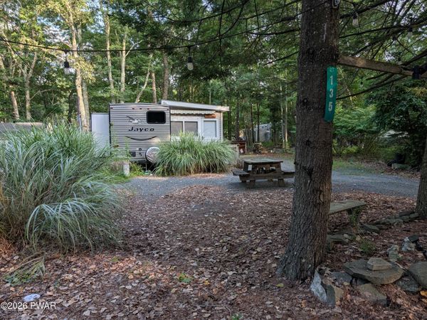 135 Paupack Drive , Shohola, PA 18458