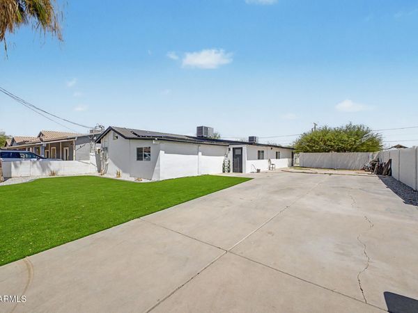 13805 N LUNA Street, El Mirage, AZ 85335