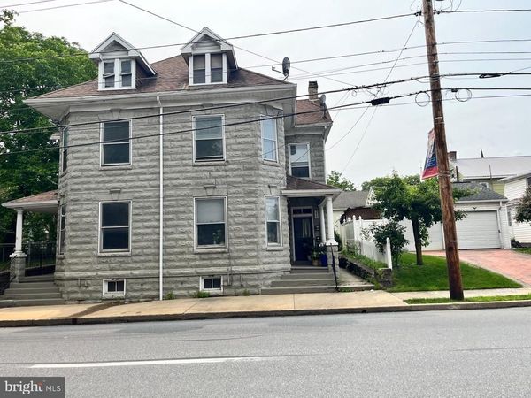 315 S SECOND ST, UNIT 2, CHAMBERSBURG, PA 17201