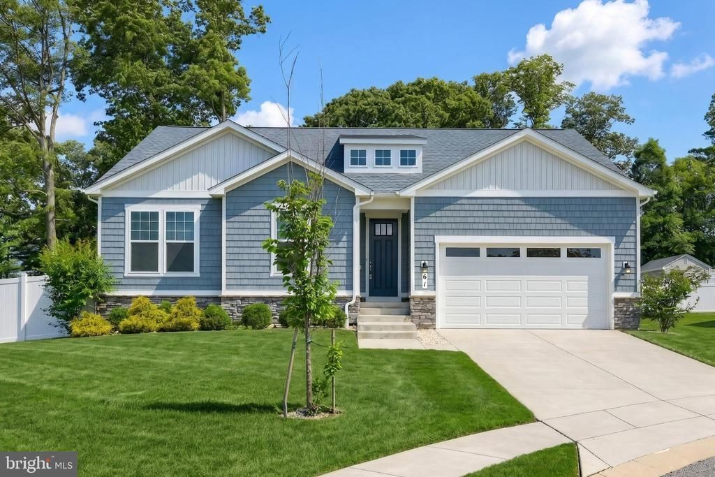61 BLACK OAK COURT , STEWARTSTOWN, PA 17363