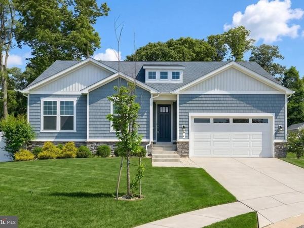 61 BLACK OAK COURT , STEWARTSTOWN, PA 17363