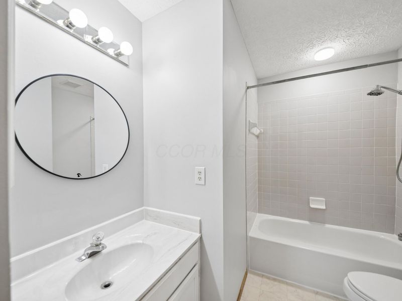 4511 Hidden Ridge Court, Columbus, OH 43230 Photo 25