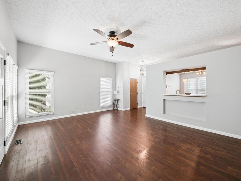4511 Hidden Ridge Court, Columbus, OH 43230 Photo 5