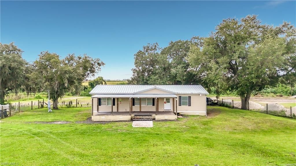 19910 E State Road 64 , Bradenton Beach, FL 34212 Photo