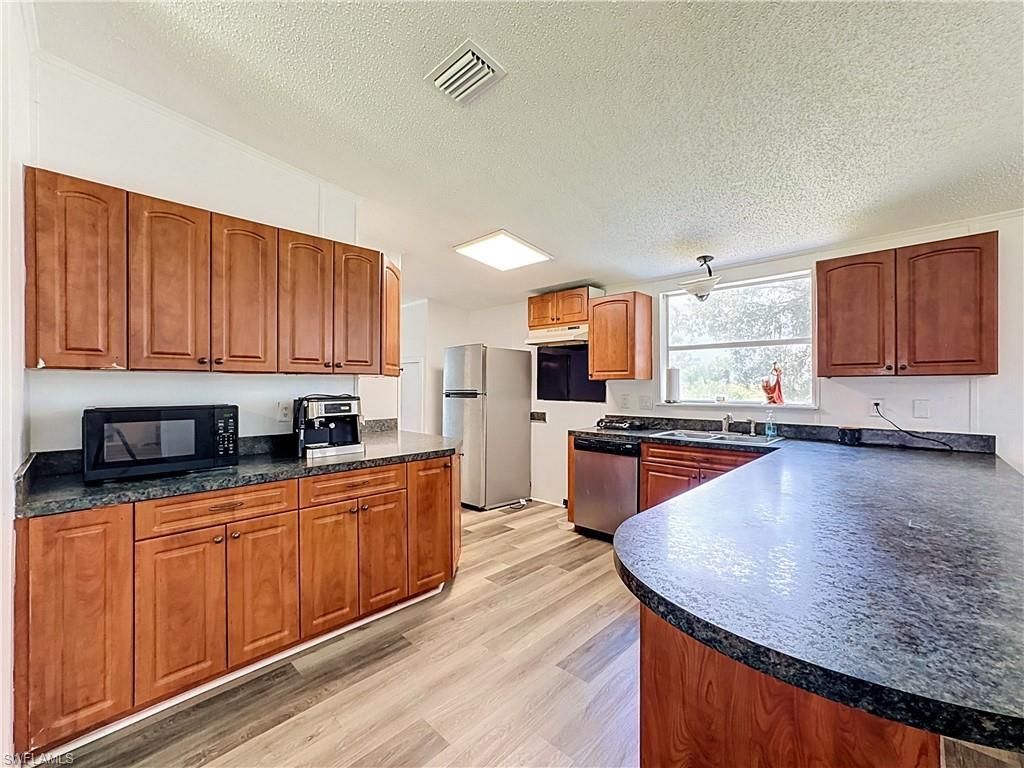 19910 E State Road 64 , Bradenton Beach, FL 34212 Photo