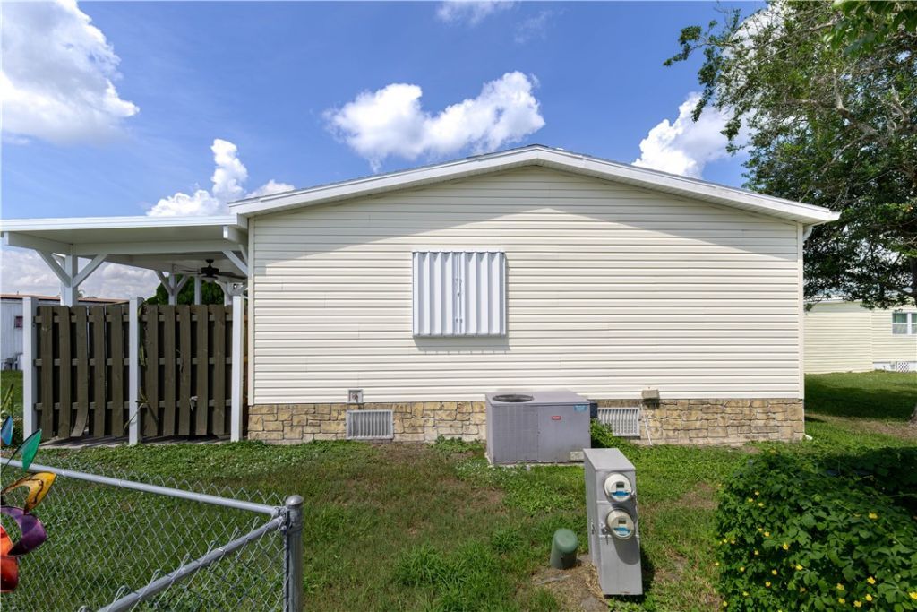 813 Thrush Circle, Barefoot Bay, FL 32976 Photo