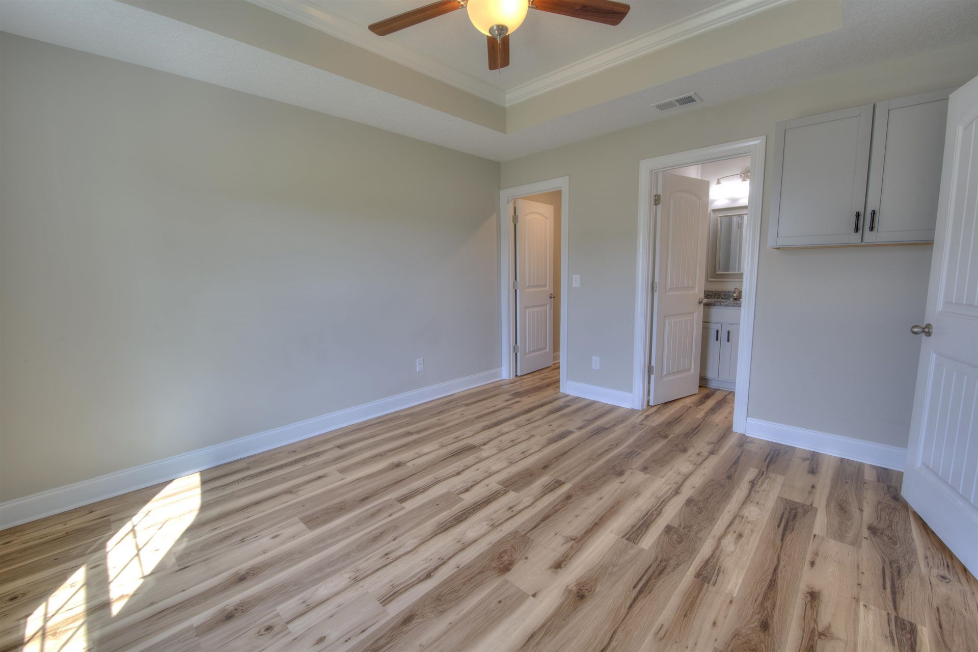 2587 Southern Crest Dr. Photo 15