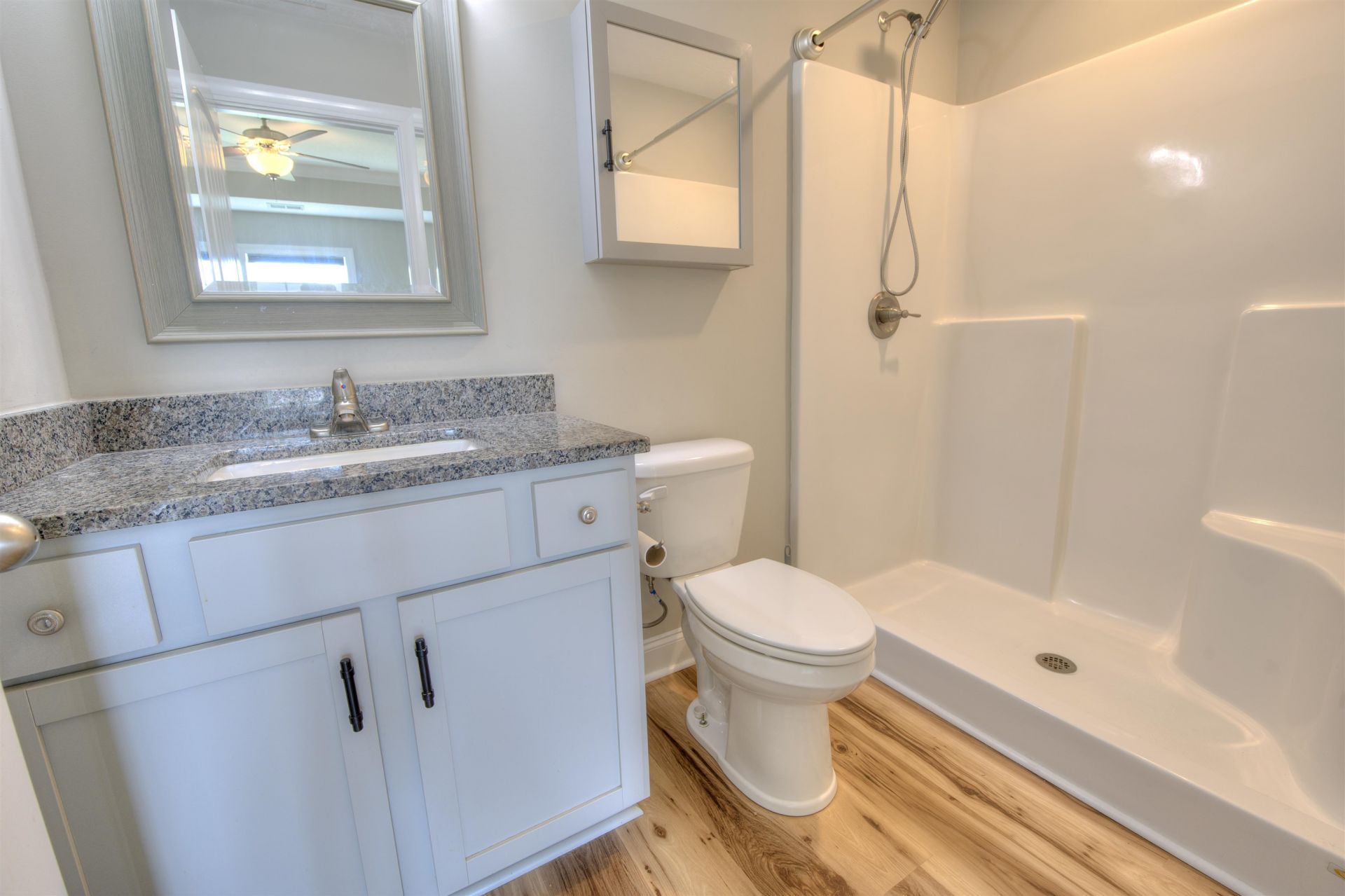 2587 Southern Crest Dr. Photo 20