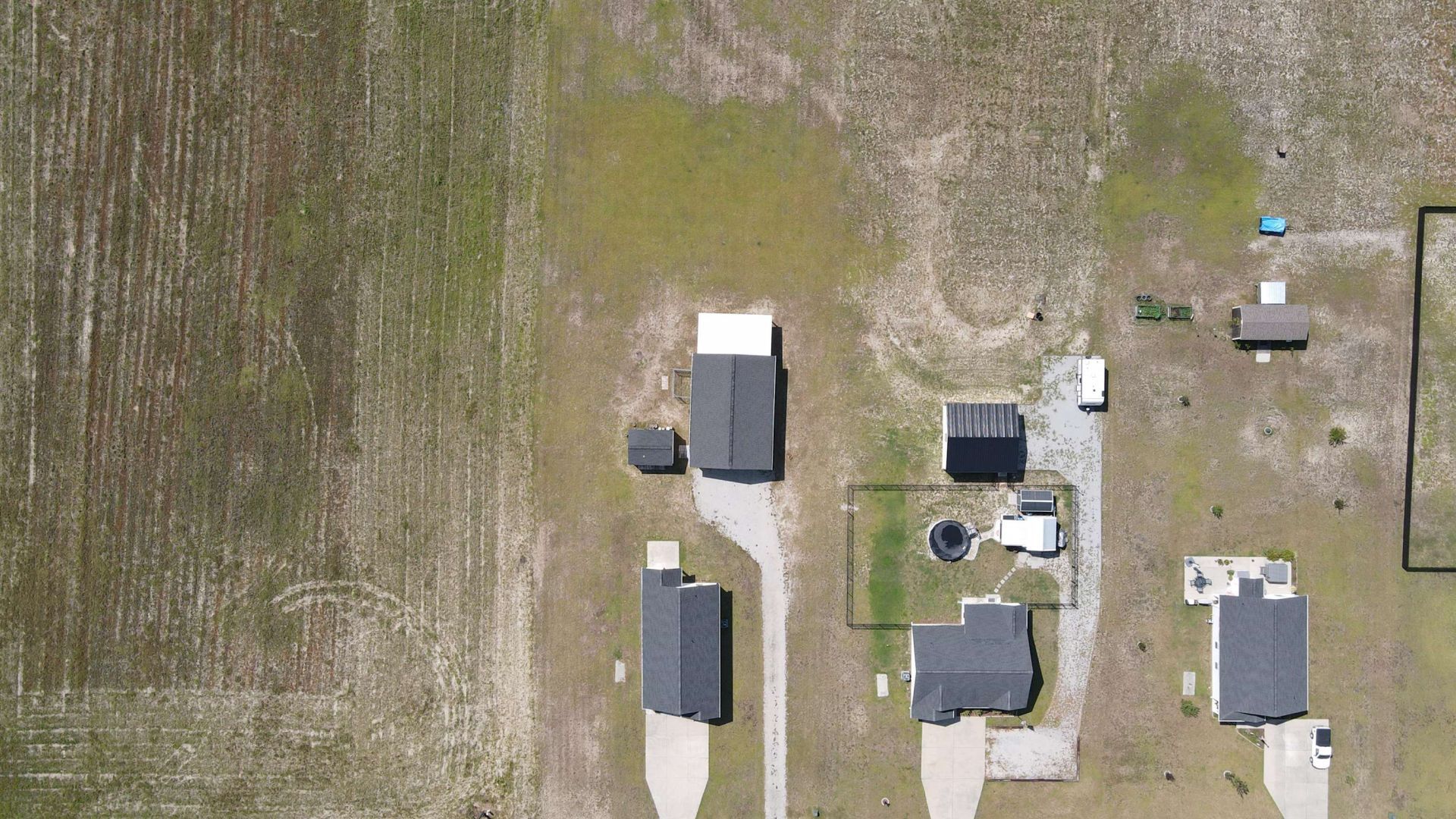 2587 Southern Crest Dr. Photo 63