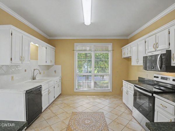 114 Country Lane , Brownsville, TN 38012
