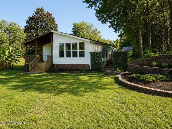 54 Fleetwood Drive , Jackson, TN 38305