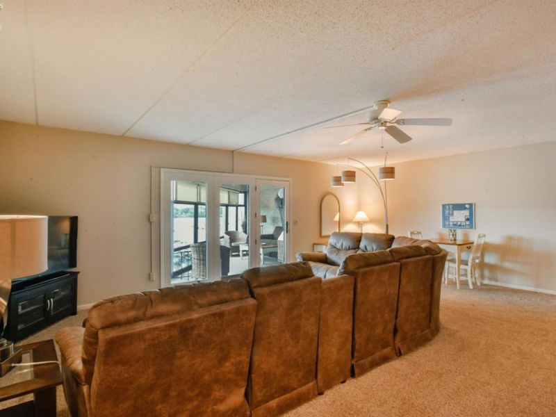 711 W Lakeshore Drive, Port Clinton, OH 43452 Photo 12