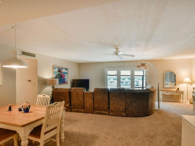711 W Lakeshore Drive, Port Clinton, OH 43452 Photo 13