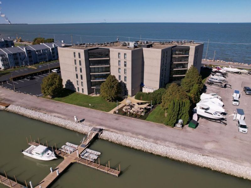 711 W Lakeshore Drive, Port Clinton, OH 43452 Photo 28