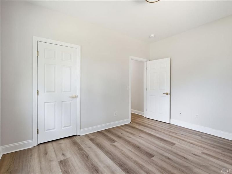 2403 S Sutphin Street, Middletown, OH 45044 Photo 21